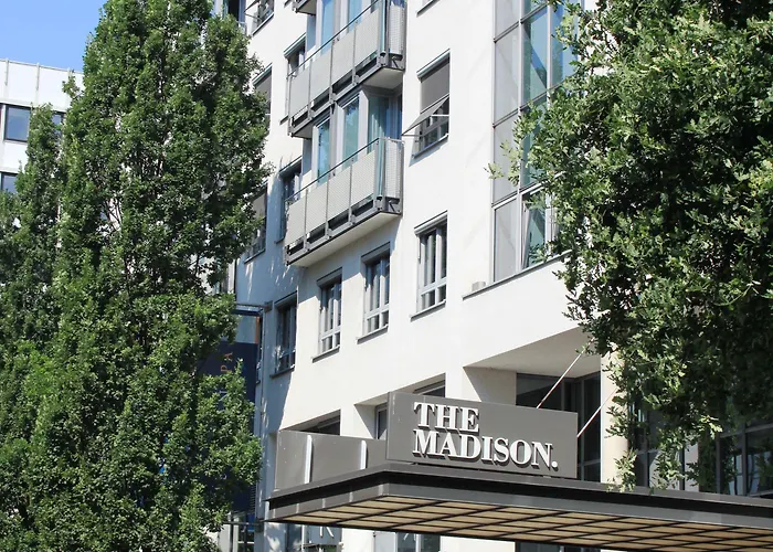The Madison Hamburg